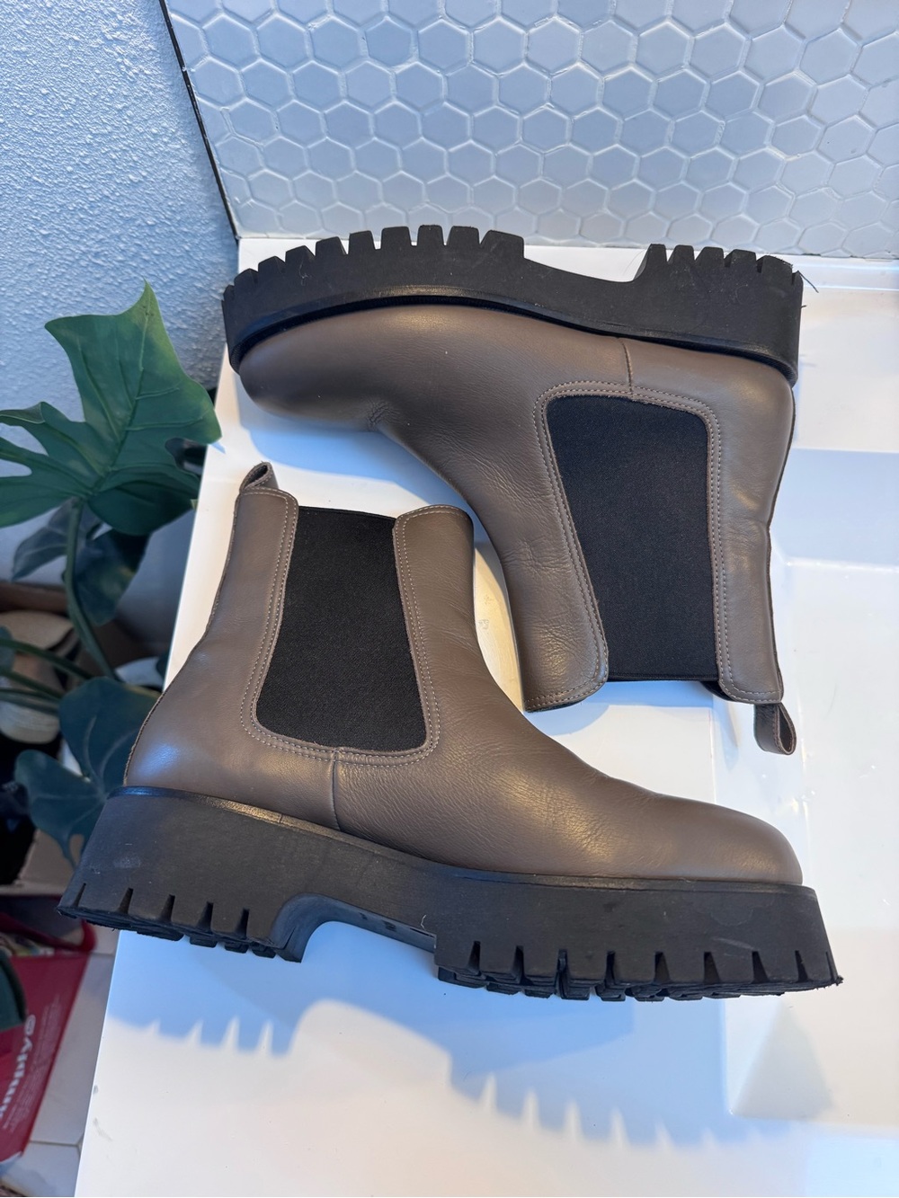 M. Gemi Taupe Leather Chelsea Lug Sole Booties Like New Perfect for Fall $398